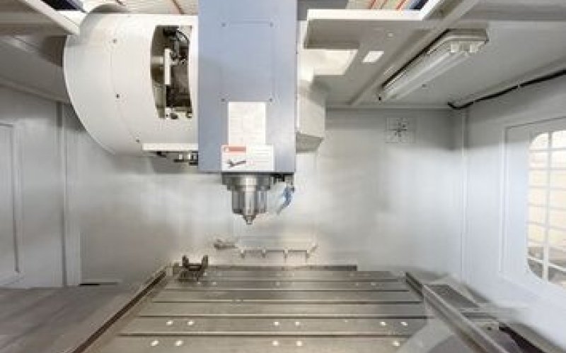 3-осевой обрабатывающий центр TAKUMI F11