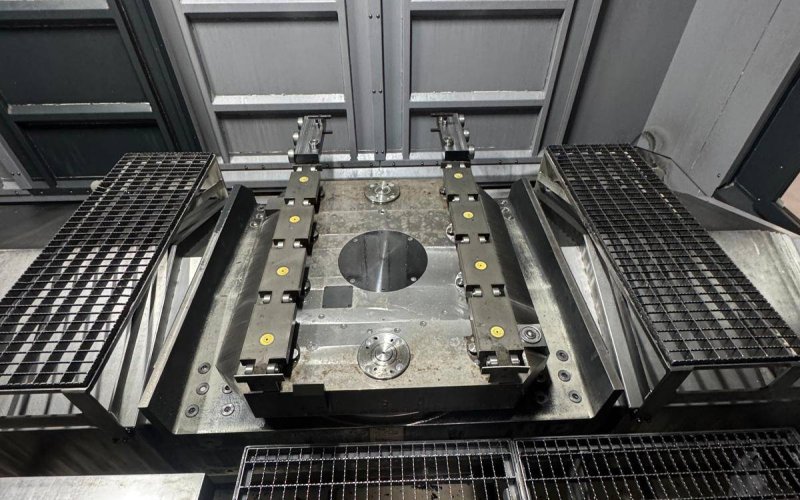 5-осевой обрабатывающий центр BURKHARDT+WEBER MCX 1000 HVP