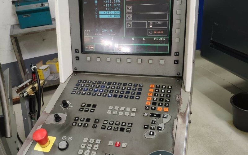 5-осевой обрабатывающий центр с ЧПУ DECKEL MAHO DMU 50 T