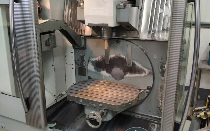 5-осевой обрабатывающий центр с ЧПУ DECKEL MAHO DMU 50 T