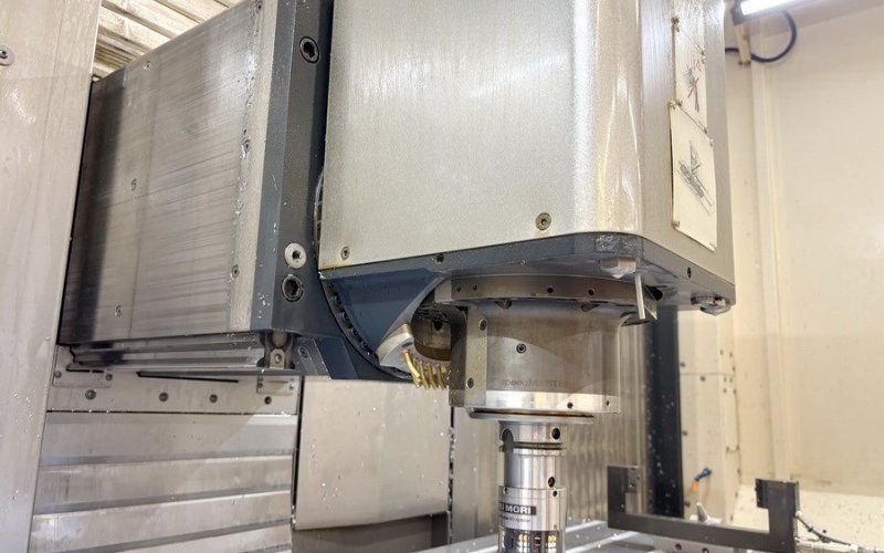 5-осьовий обробний центр з рухомою колоною DMG MORI - DMF 180-7
