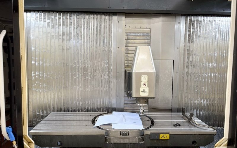 5-осьовий обробний центр з рухомою колоною DMG MORI - DMF 180-7