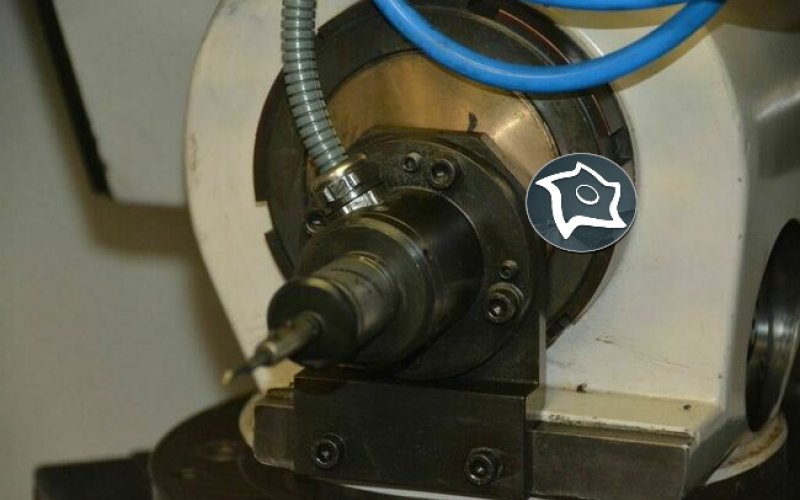 5-осевой шлифовальный станок с ЧПУ Schütte WU 405