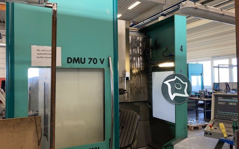 5-осевой вертикально-фрезерный станок с ЧПУ Deckel Maho DMU 70 V