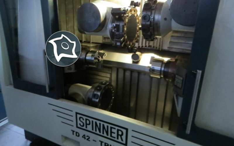 брабатывающий центр токарный с тремя револьверами SPINNER TD 42 Triplex