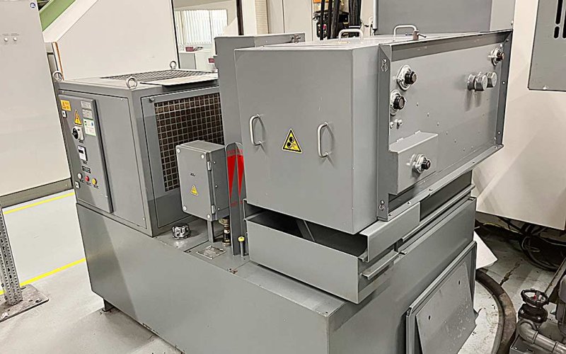 Двухшпиндельный обрабатывающий центр с ЧПУ STAMA MC 536