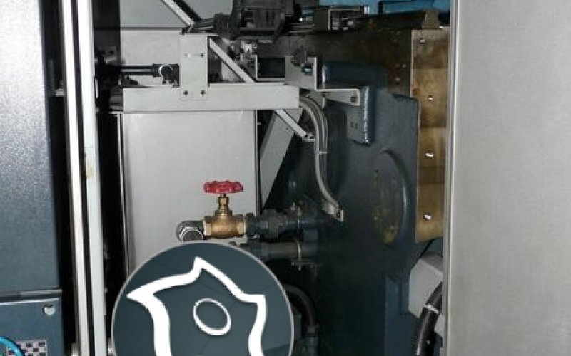 Электроэрозионный копировально‑прошивной станок с ЧПУ Makino EDAF 2