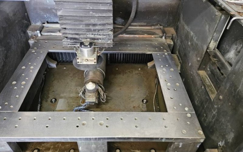 Електроерозійний дротяно-вирізний верстат Fanuc Alpha-1C