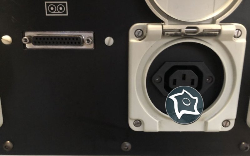 Фрезерный с ЧПУ станок универсальный Mikron UME 560