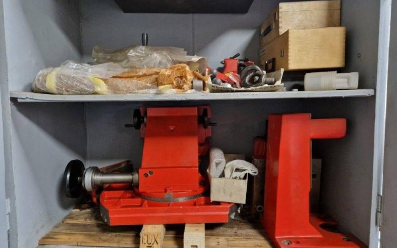 Фрезерный станок FNG 40 CNC E