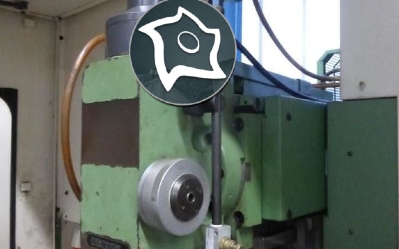 Фрезерный станок с ЧПУ универсальный DECKEL FP 4 CC