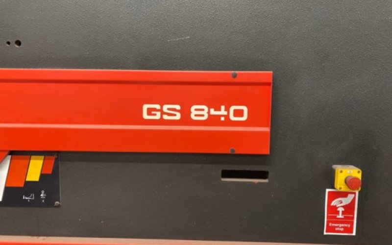 Гідравлічна гільйотина Amada GS 840