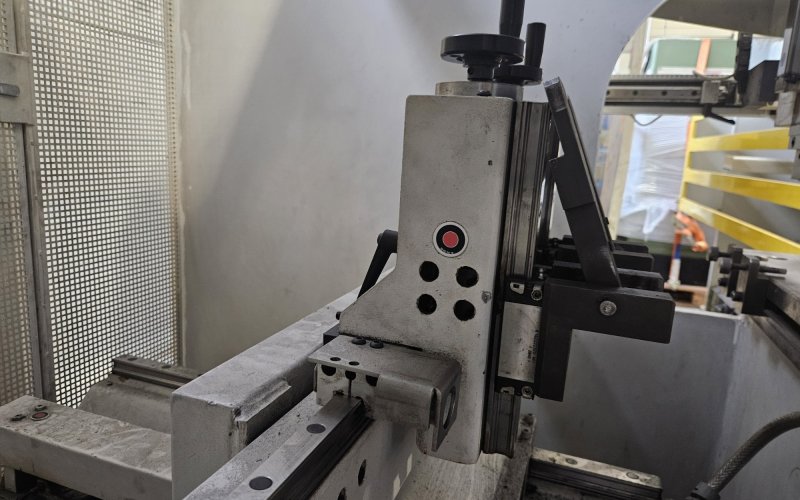 Гідравлічний листозгинальний прес ADIRA QHD-2512 PLC