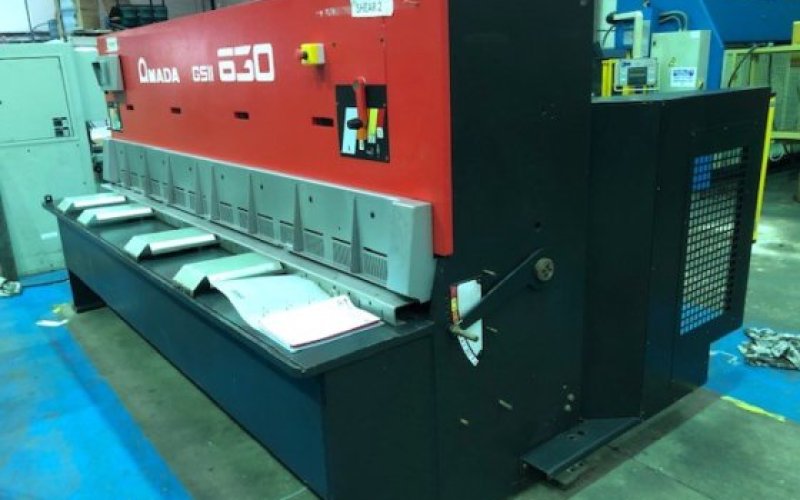Гільйотина Amada GS II 630 з пневматичними задніми опорами для листів