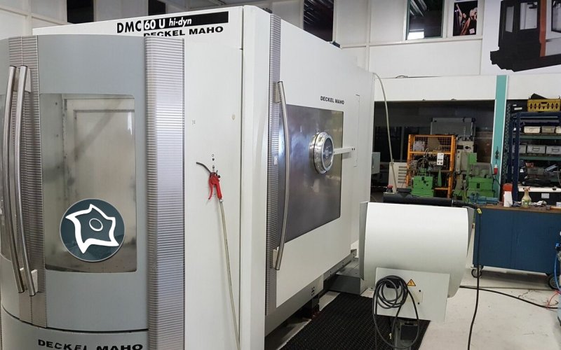 Горизонтально-фрезерный обрабатывающий центр с ЧПУ DMG DECKEL MAHO DMC 60 U HI-DYN
