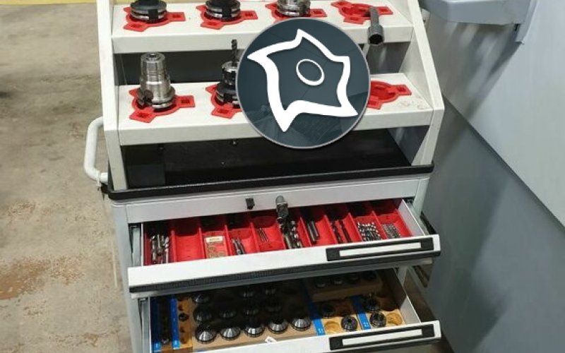 Горизонтально-фрезерний верстат з ЧПУ HAAS EC 400