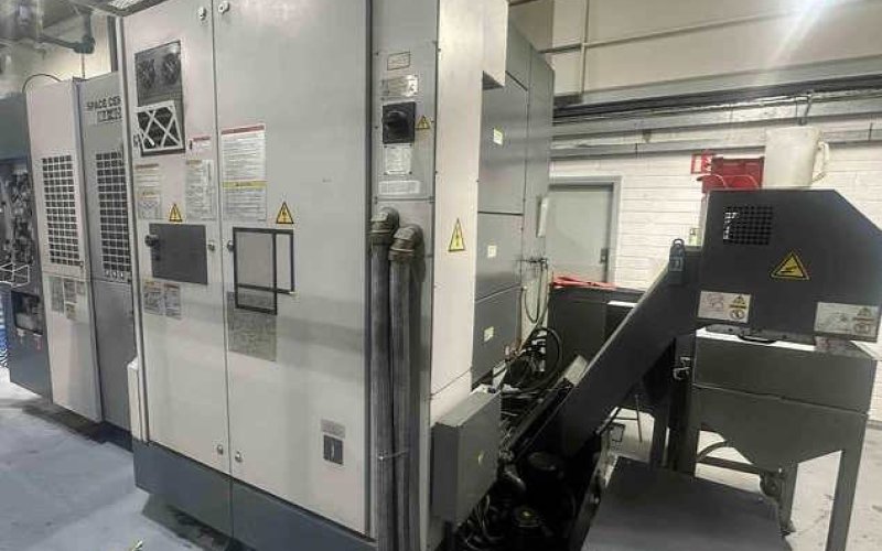 Горизонтальный обрабатывающий центр с ЧПУ OKUMA MA-400HA