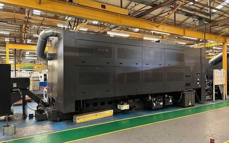 Горизонтальний токарно-фрезерний обробний центр з ЧПУ 2014 HWACHEON Hi-TECH 850L YMC