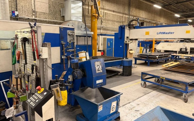 Комплекс для лазерного різання Trumpf 3050 with liftmaster laser