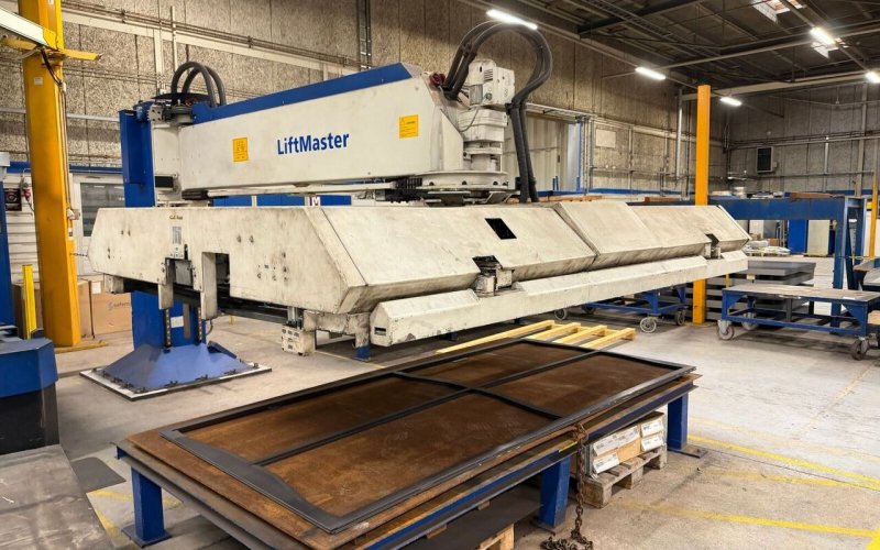 Комплекс для лазерной резки Trumpf 3050 with liftmaster laser