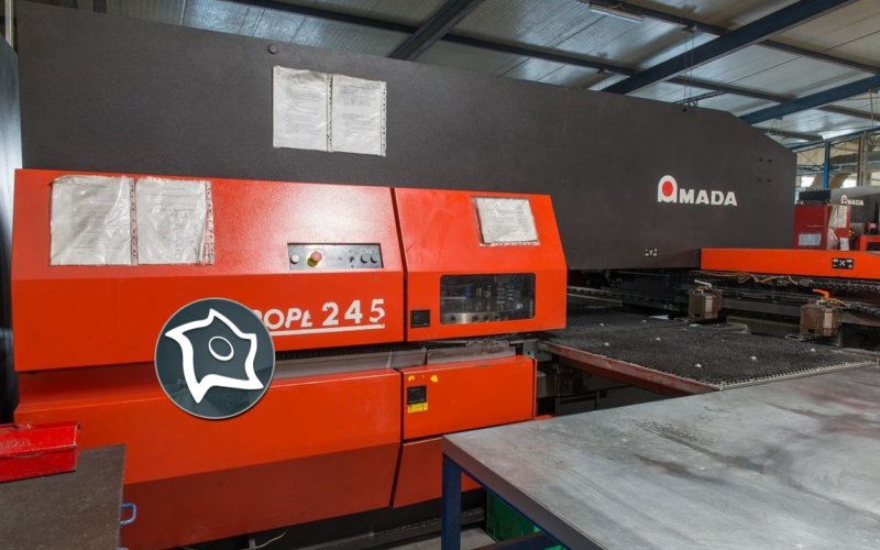Координатно-пробивной пресс с ЧПУ Amada Europe 245