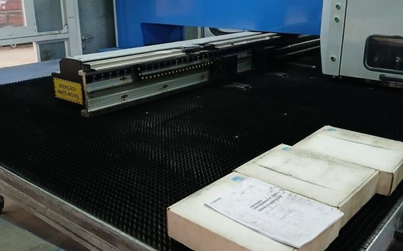 Координатно-пробивной пресс с ЧПУ Finn-Power A5-25 FB