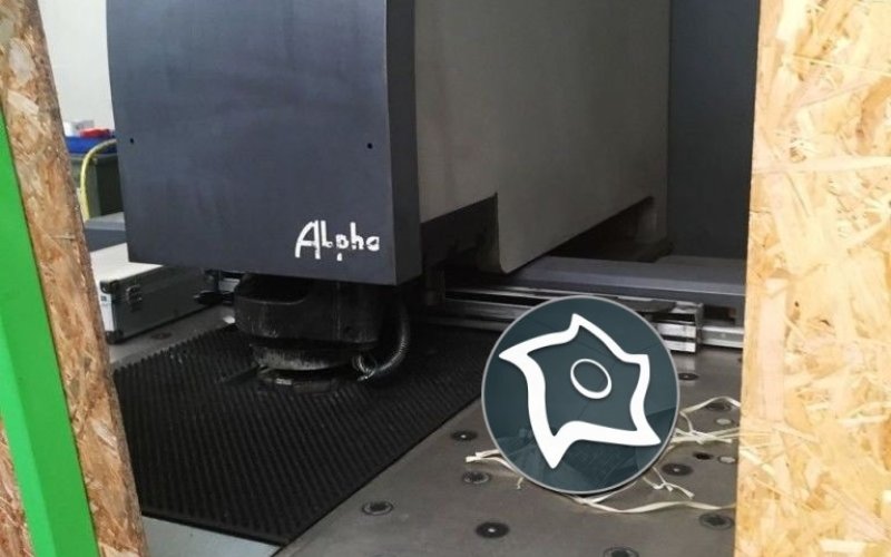 Координатно-пробивной пресс с ЧПУ LVD Alpha 1012 Strippit