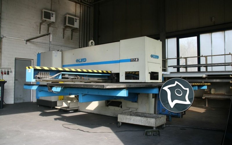 Координатно-пробивний прес із ЧПК LVD DELTA 1500 LB TK
