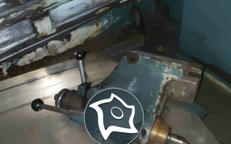 Круглошліфувальний верстат Jones shipman 1300