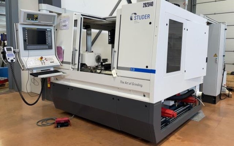 Круглошлифовальный станок с ЧПУ STUDER S 22