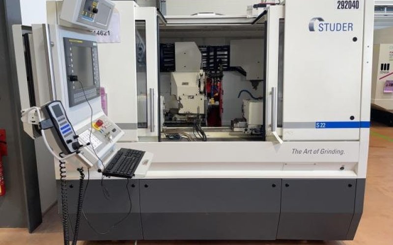Круглошліфувальний верстат з ЧПУ STUDER S 22
