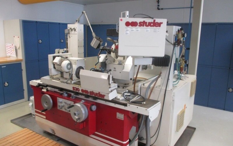 Круглошліфувальний верстат STUDER S 30-1
