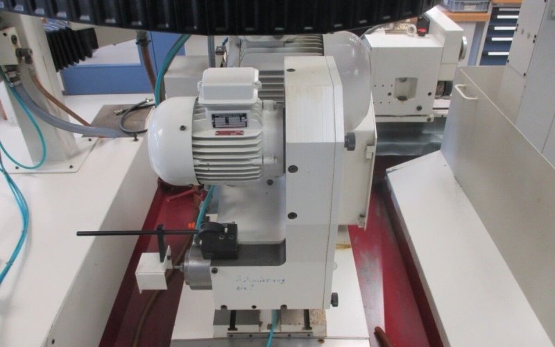 Круглошліфувальний верстат STUDER S 30-1