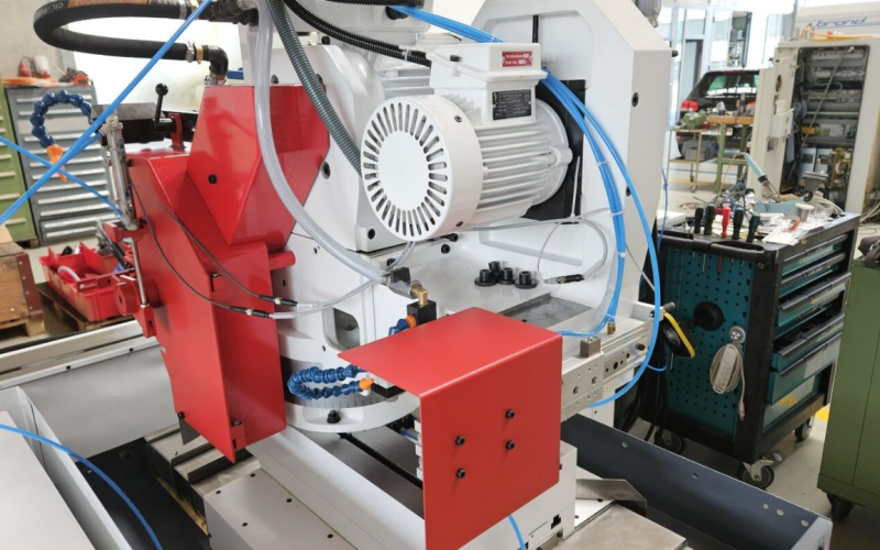 Круглошлифовальный станок Studer S40-2
