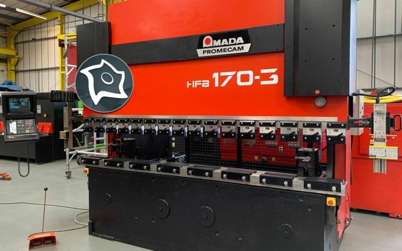 Листозгинальний гідравлічний прес з ЧПУ AMADA PROMECAM HFB 170-3