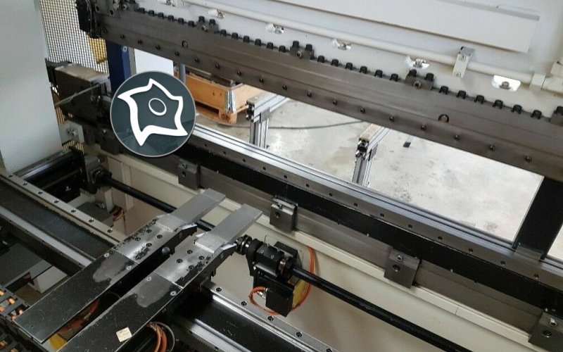 Листогибочный гидравлический пресс с ЧПУ HÄMMERLE BM 100-2000