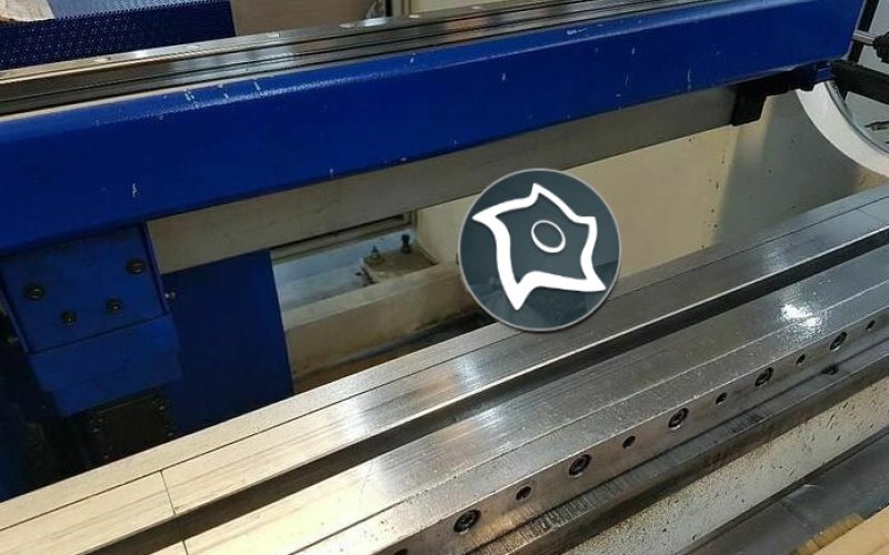 Листогибочный гидравлический пресс с ЧПУ TRUMPF TrumaBend V 85 S