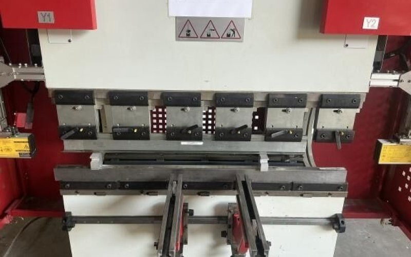 Листогибочный пресс Baykal APHS 1250x35