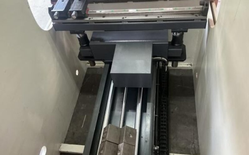 Листозгинальний прес Baykal APHS 1250x35