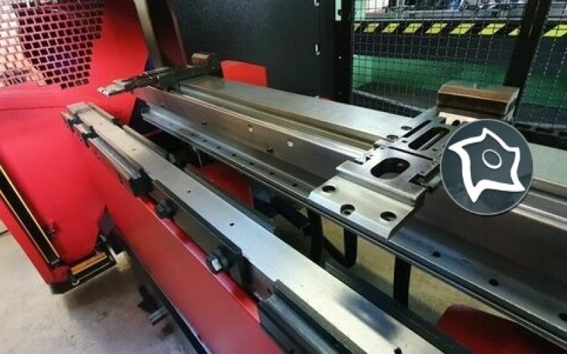 Листозгинальний прес гідравлічний AMADA PROMECAM HFE 50-20S