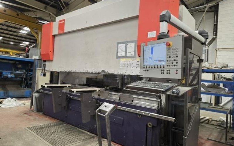 Листогибочный пресс с ЧПУ BYSTRONIC XPERT 250 тонн x 4000 мм
