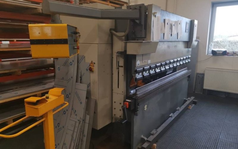 Листогибочный пресс с ЧПУ HACO  ERMS 2560