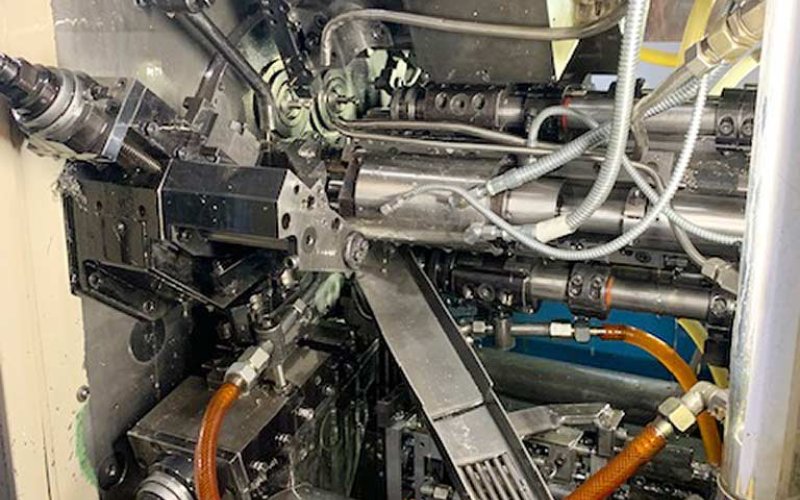 Многошпиндельный токарный автомат с ЧПУ Schütte SF20 DNT