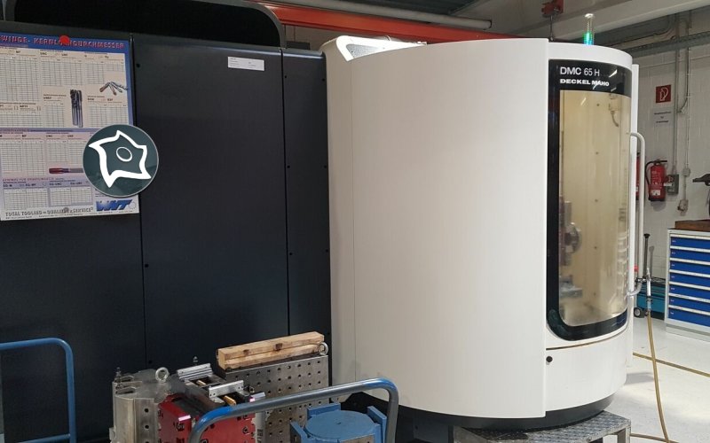 Обрабатывающий центр горизонтальный с ЧПУ DMG MORI DMC 65 H