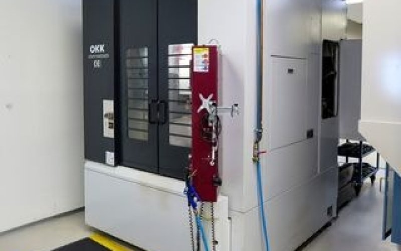 Обробний центр OKK VP 400
