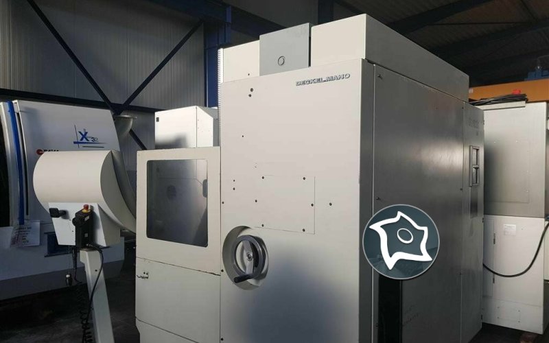 Обрабатывающий центр вертикально-фрезерный DECKEL MAHO DMU 50 M