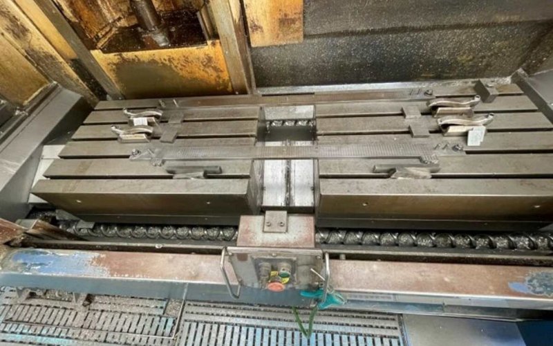 Обробний центр (вертикальний) MORI SEIKI M-300L2