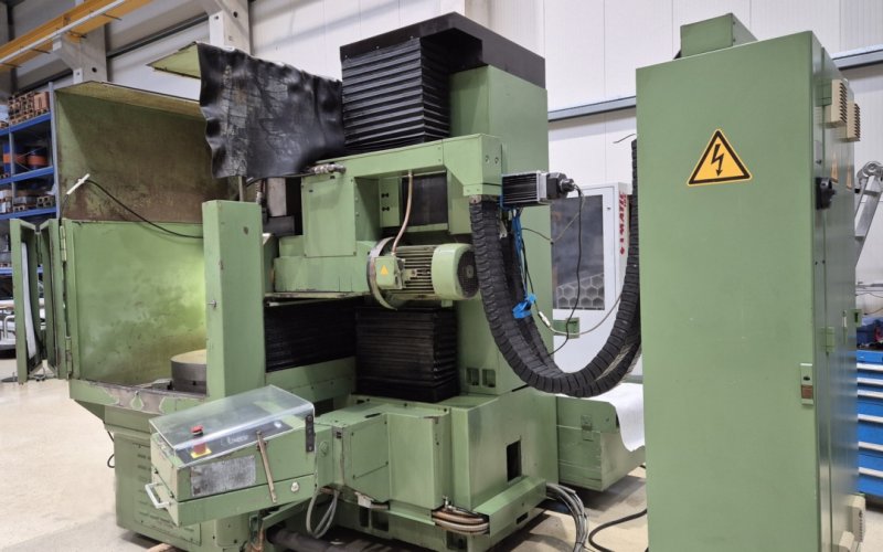 Плоскошлифовальный станок с поворотным столом - горизонтальный ABA FRU 800 NC