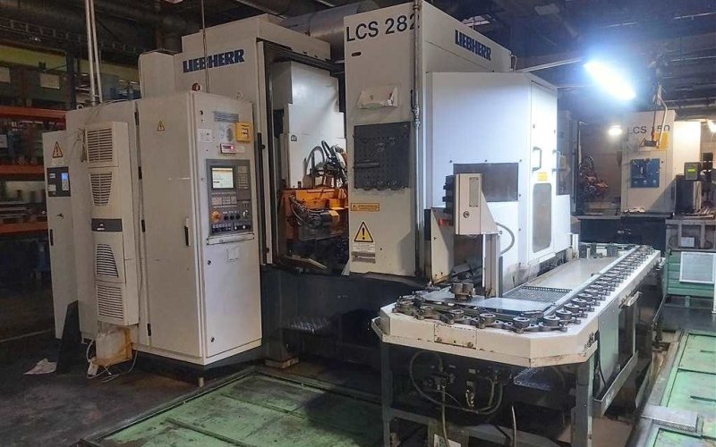Станок для шлифовки боковых поверхностей зубчатых колес LIEBHERR LCS282