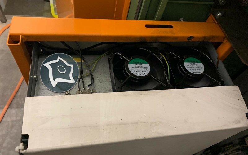 Станок универсальный фрезерный с ЧПУ MIKRON WF 41 C